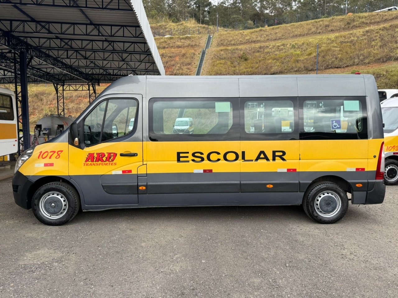 Renault Master Minibus 2.3 Vip L3H2 Adaptada 2015-2016