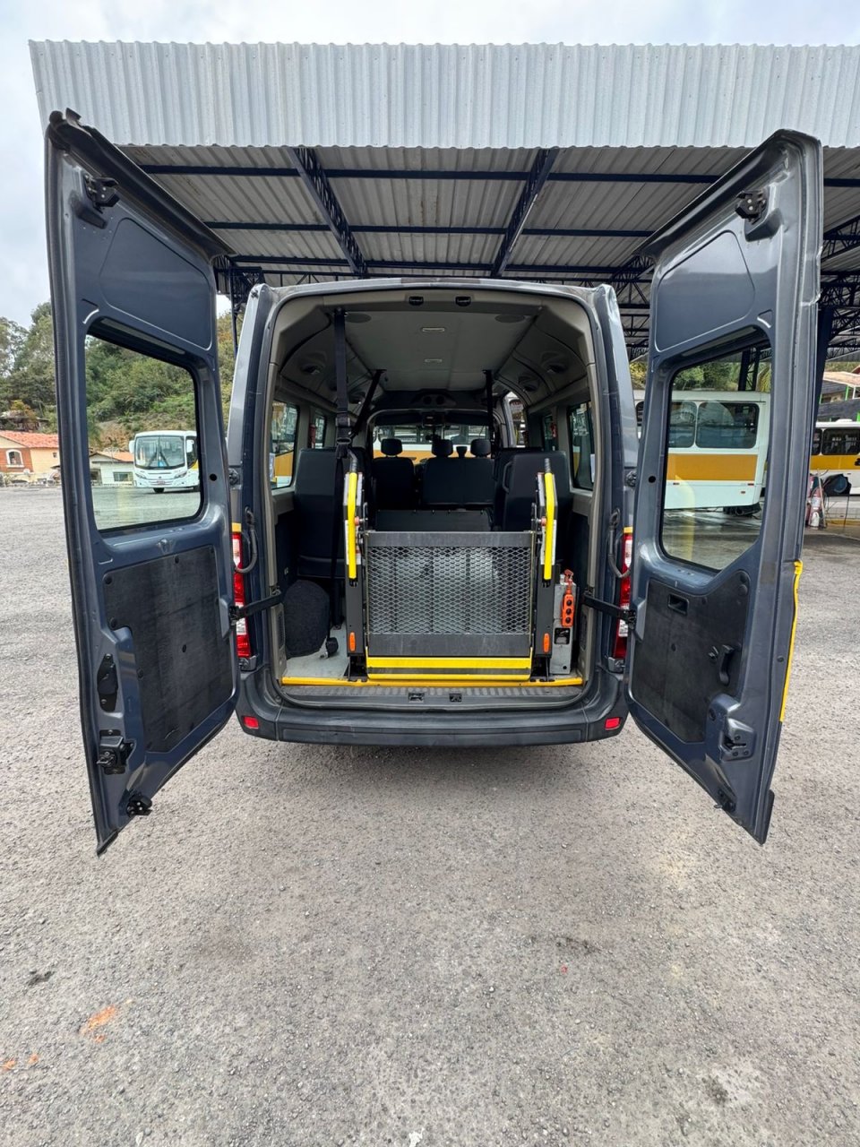 Renault Master Minibus 2.3 Vip L3H2 Adaptada 2015-2016